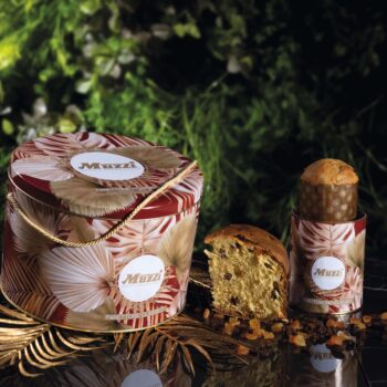 panettone tin box